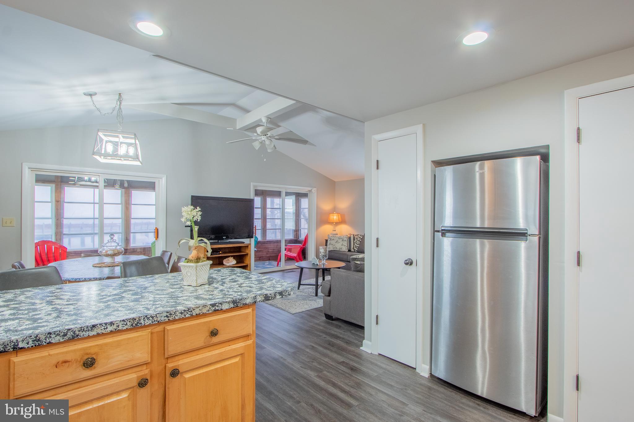 BAY CITY - Residential