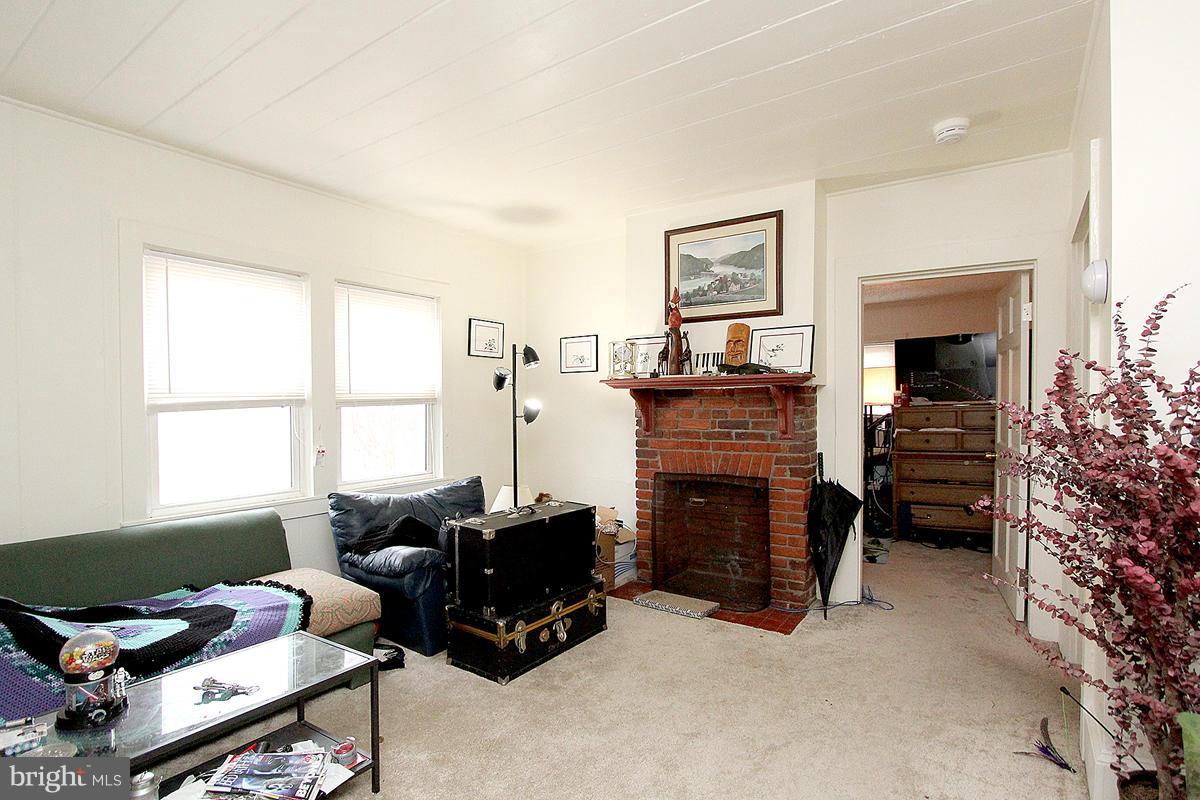 ROCKVILLE PARK - Residential Income