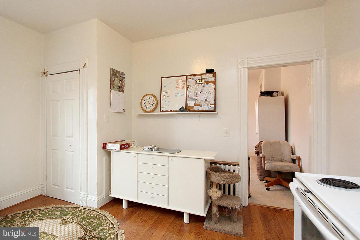 ROCKVILLE PARK - Residential Income