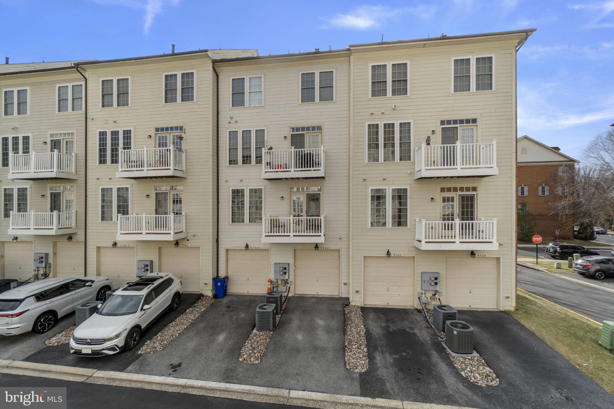 VILLAGES OF URBANA - Residential