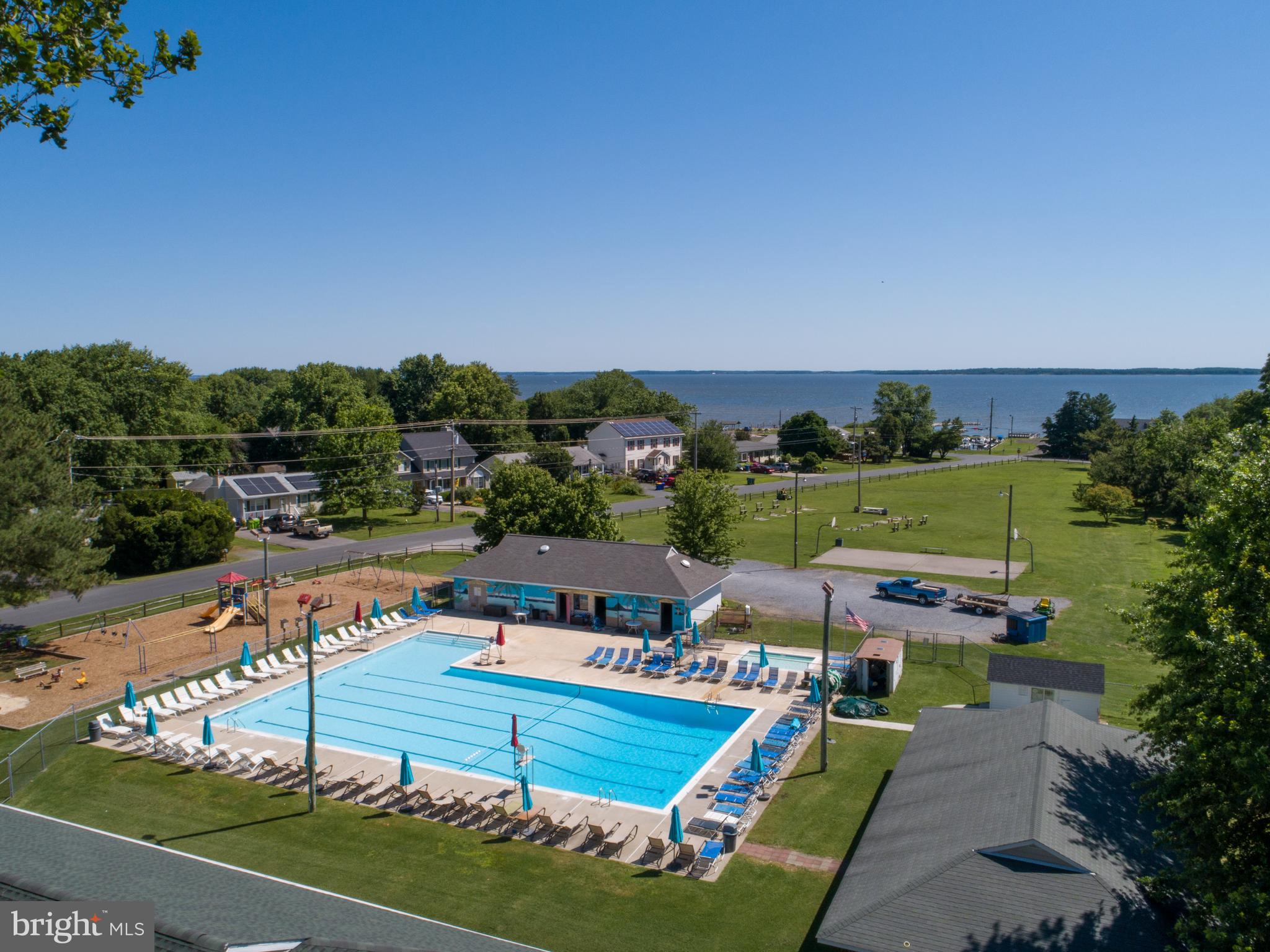 CLOVERFIELDS - Residential