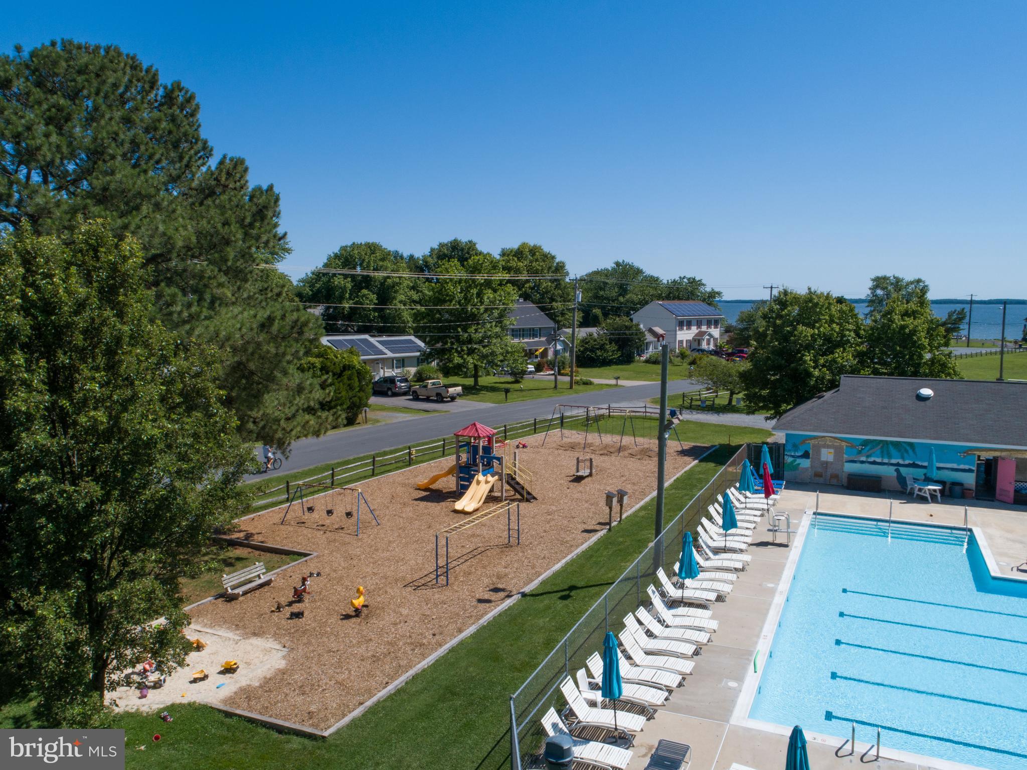 CLOVERFIELDS - Residential