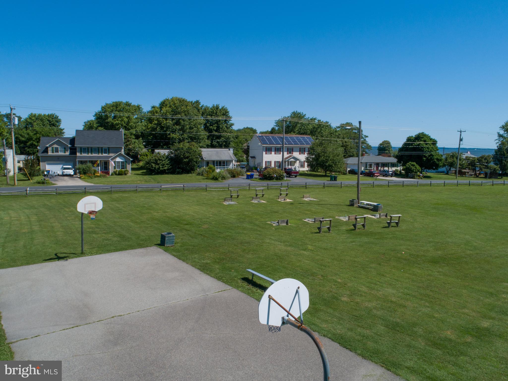 CLOVERFIELDS - Residential