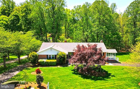 6028 BERWYND ROAD FAIRFAX VA 22030