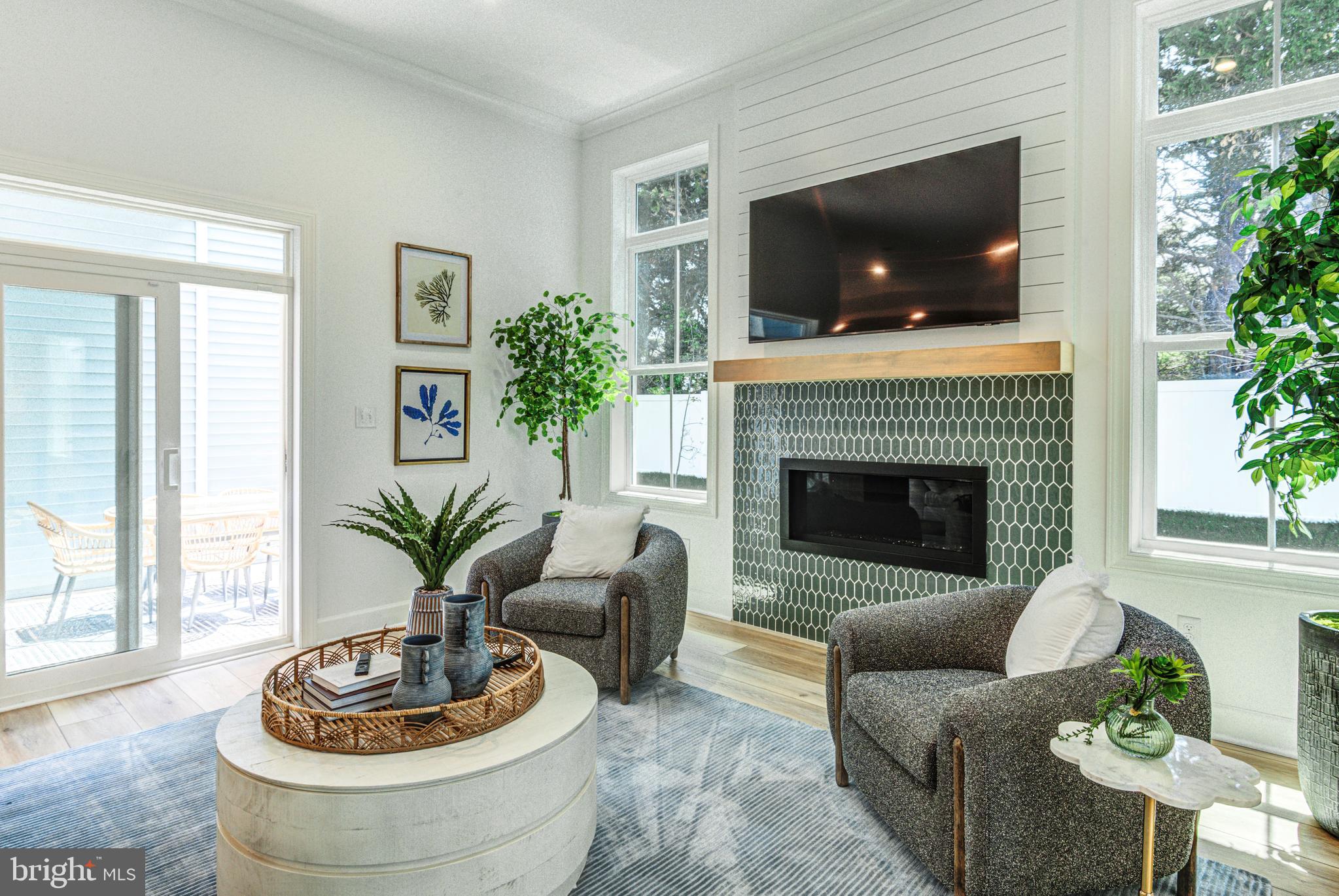 CATTAIL VILLAS - Residential