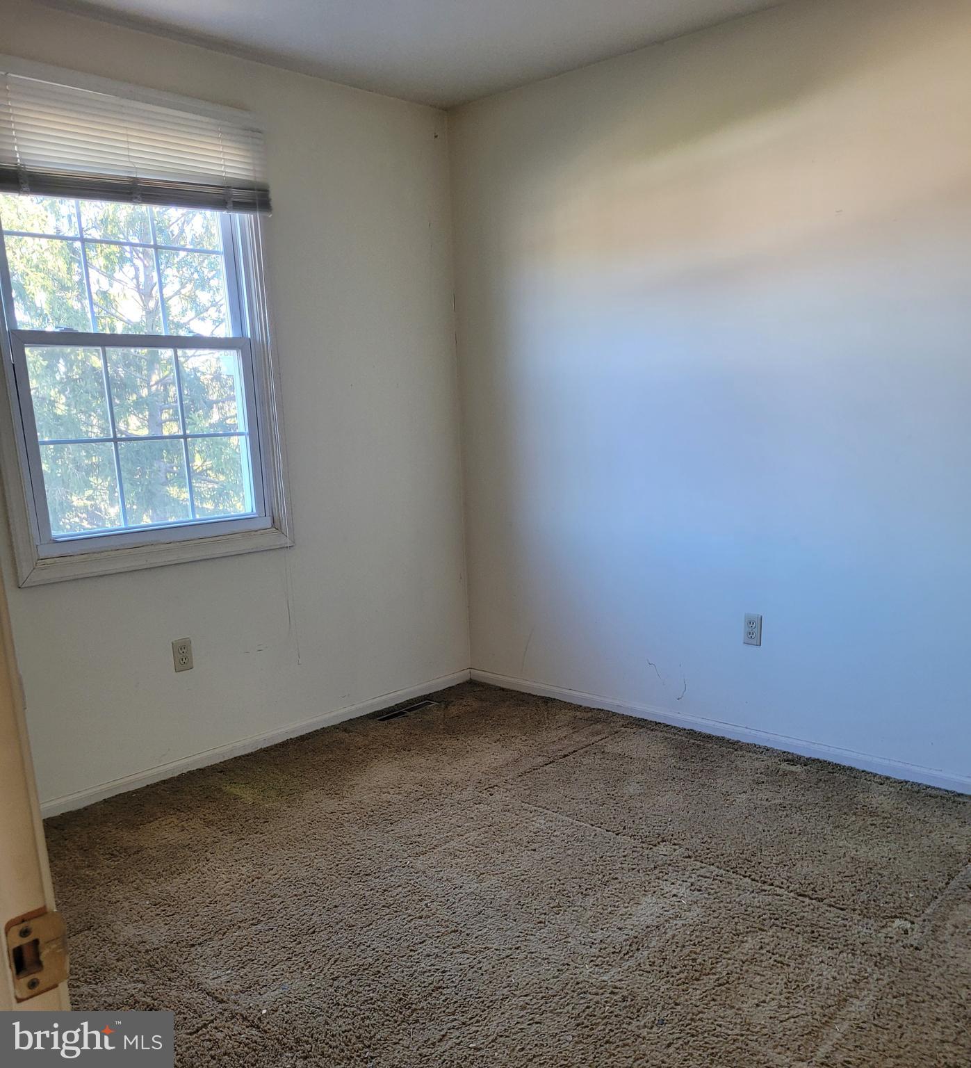 DEER PATH WOODS - Residential