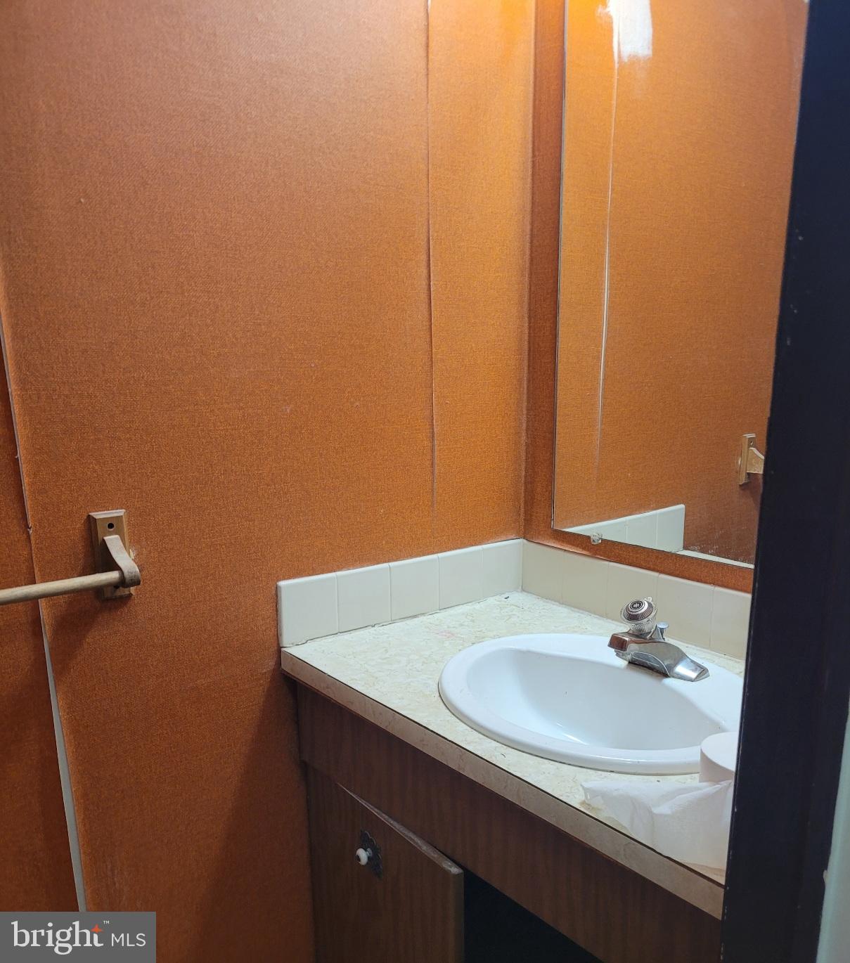 DEER PATH WOODS - Residential