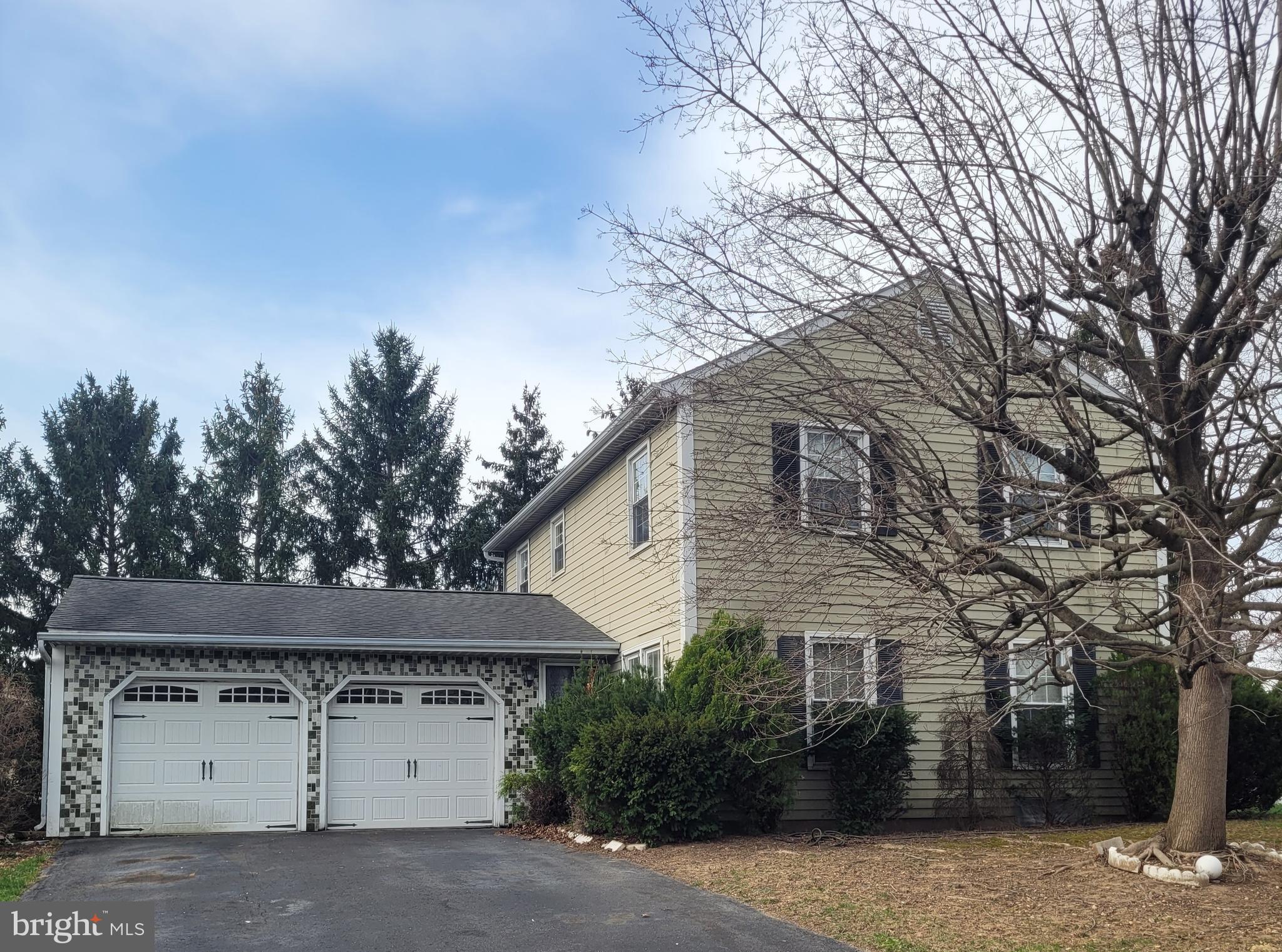 DEER PATH WOODS - Residential