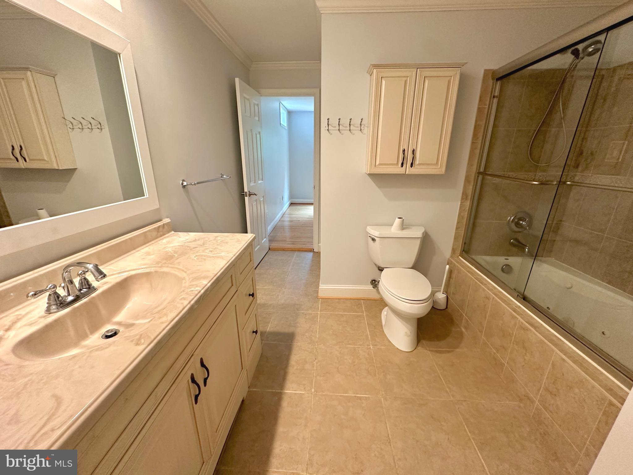 GUNNELL ESTATES - Residential Lease