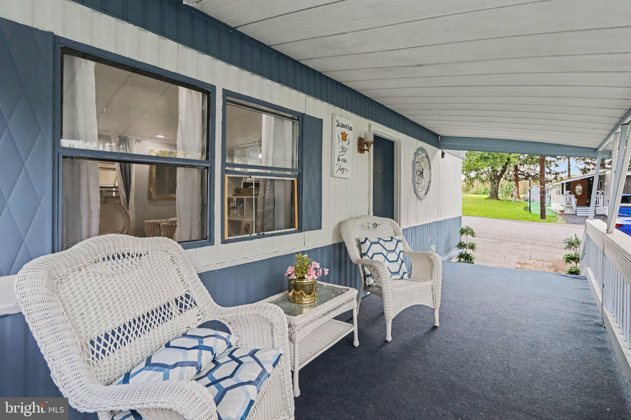 458 CLOVER DRIVE