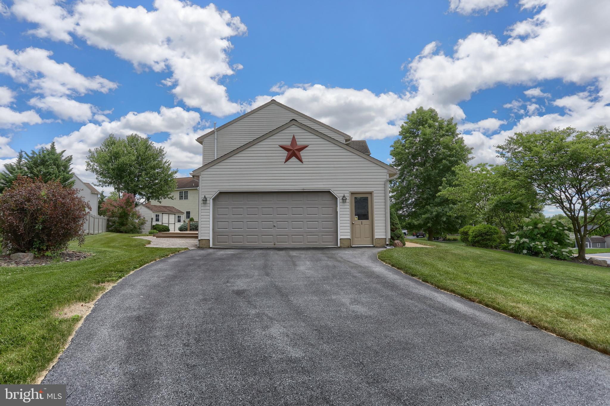 WHEATLAND MANOR - Residential