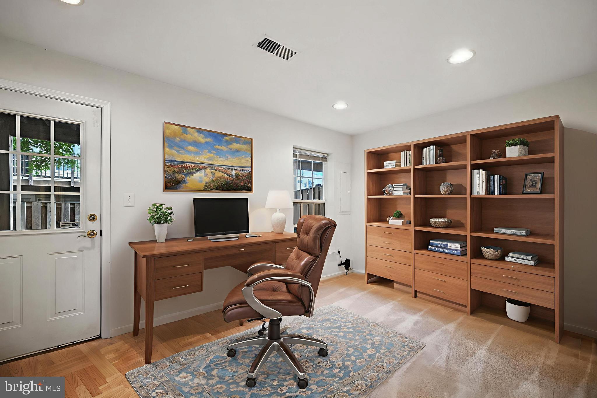 KINGSTOWNE - Residential Lease