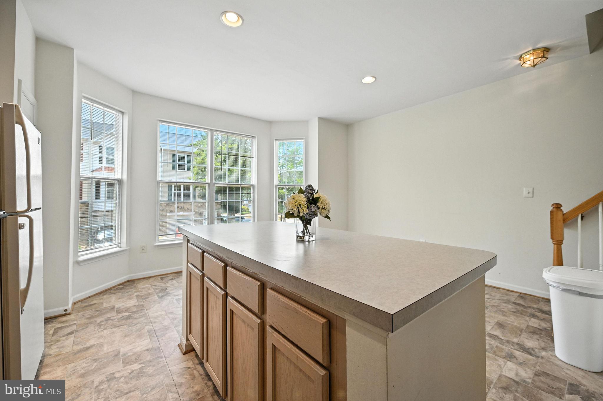 KINGSTOWNE - Residential Lease