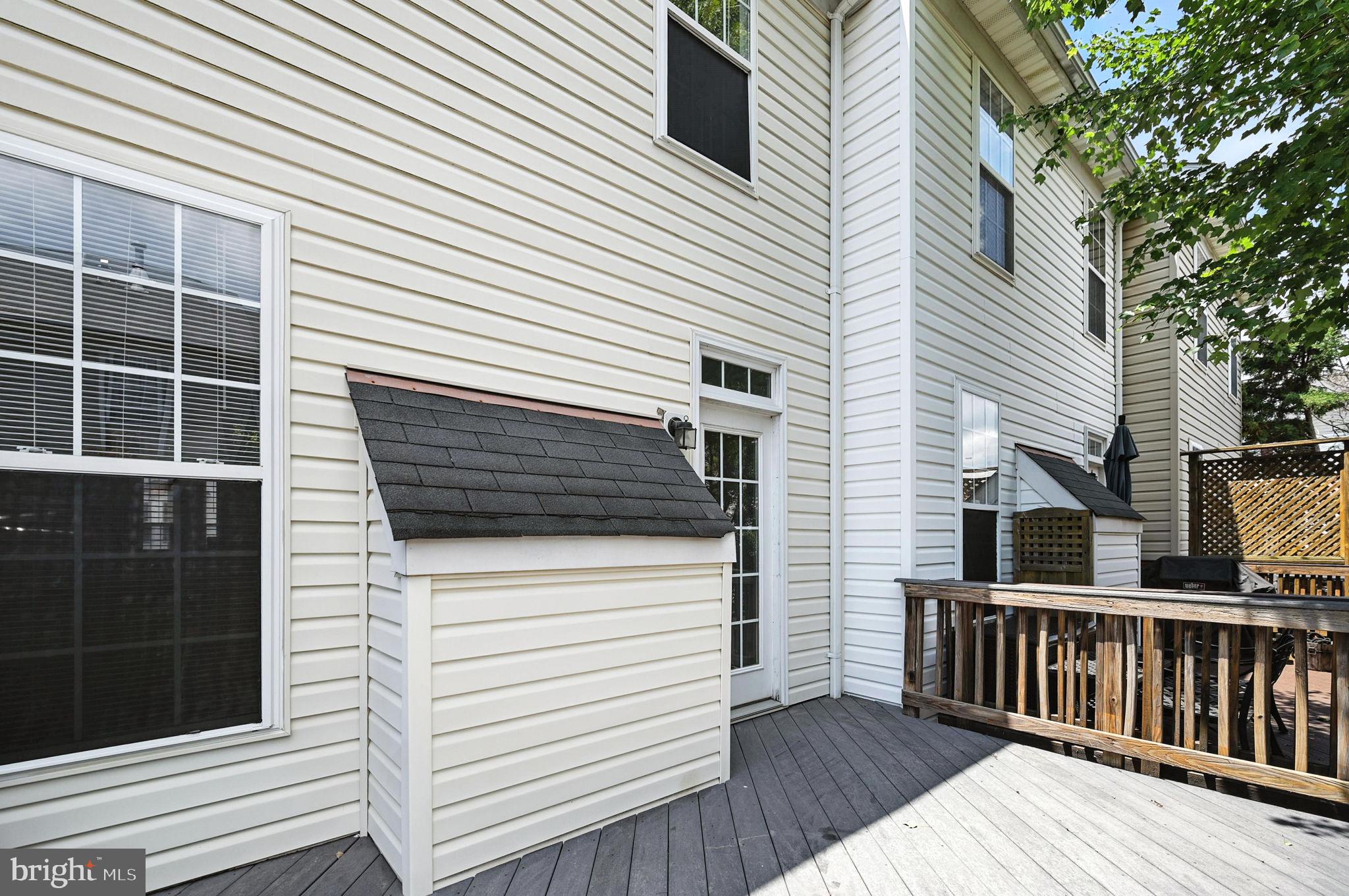 KINGSTOWNE - Residential Lease