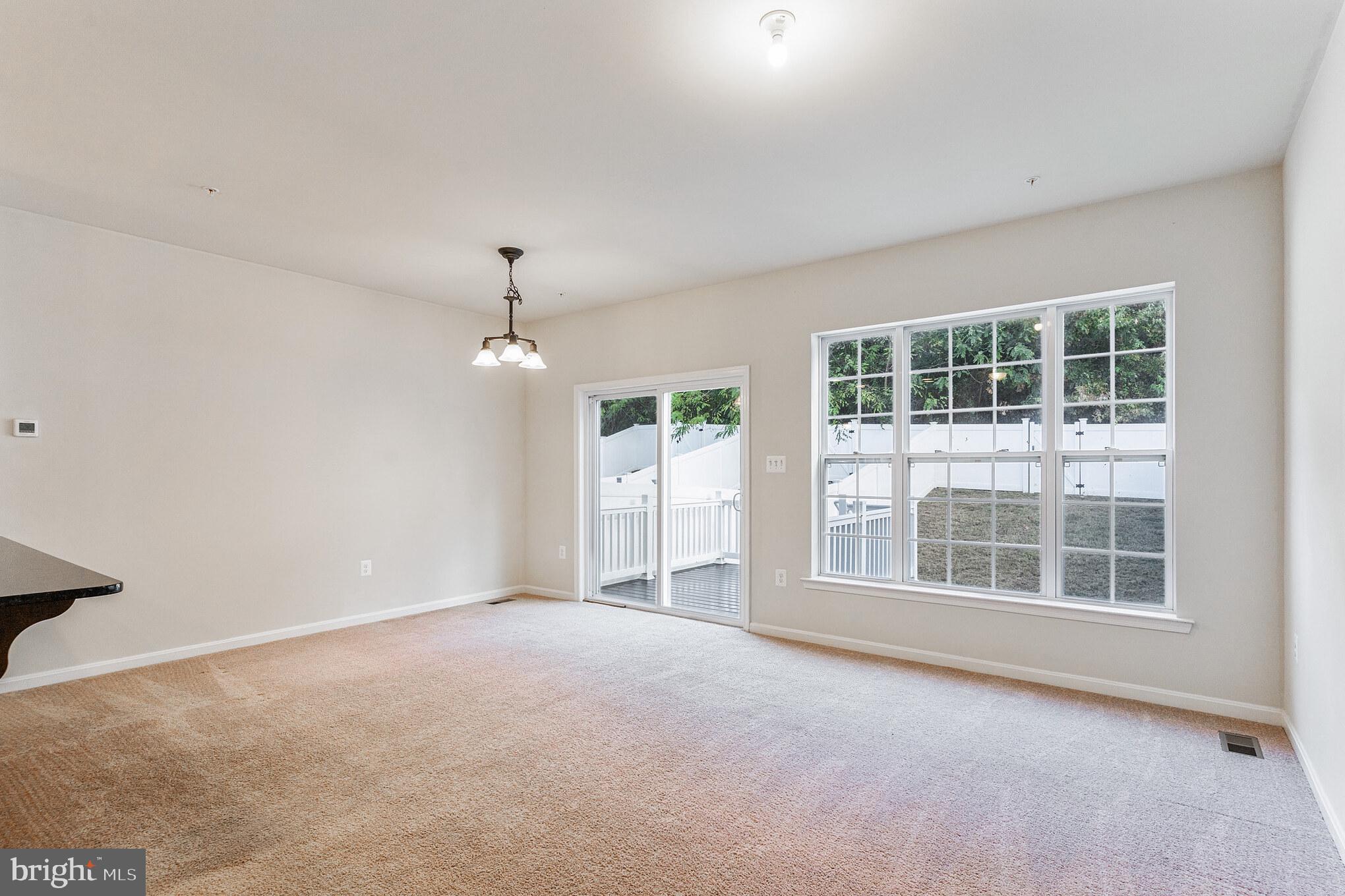 ELIZABETH HILLS - Residential