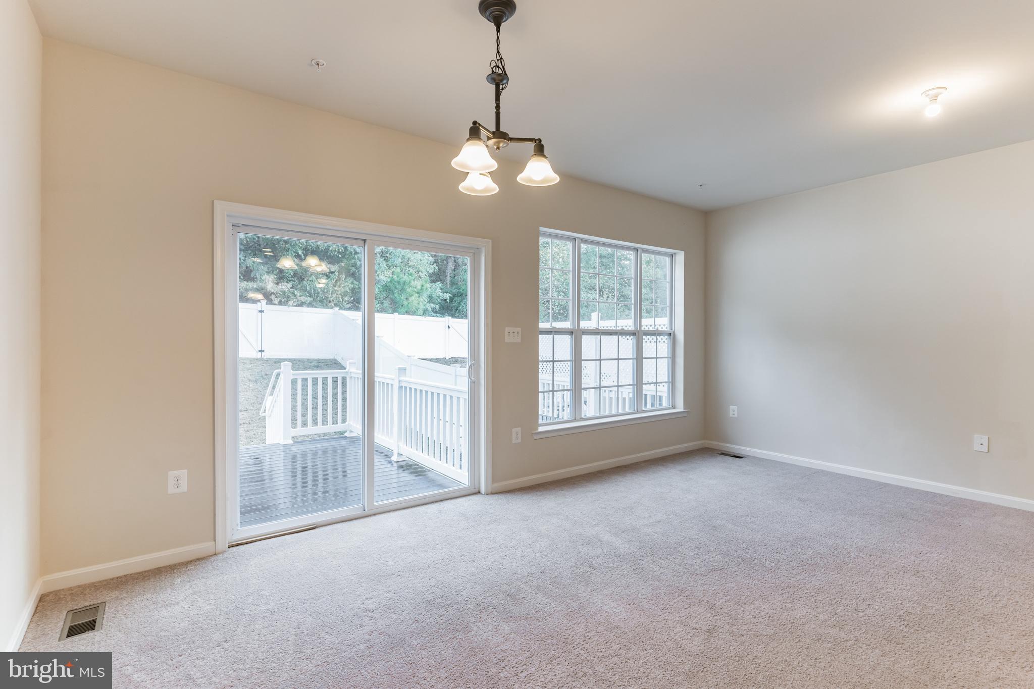 ELIZABETH HILLS - Residential