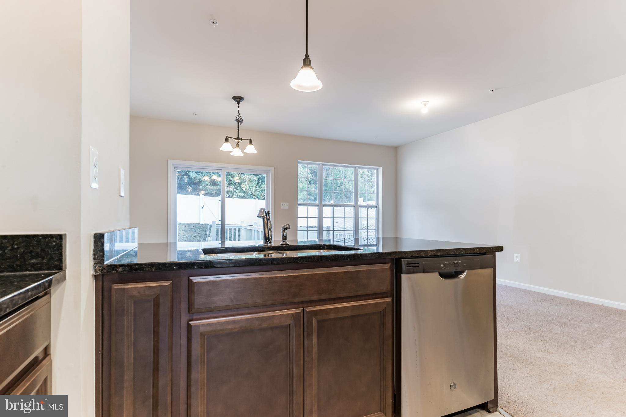 ELIZABETH HILLS - Residential