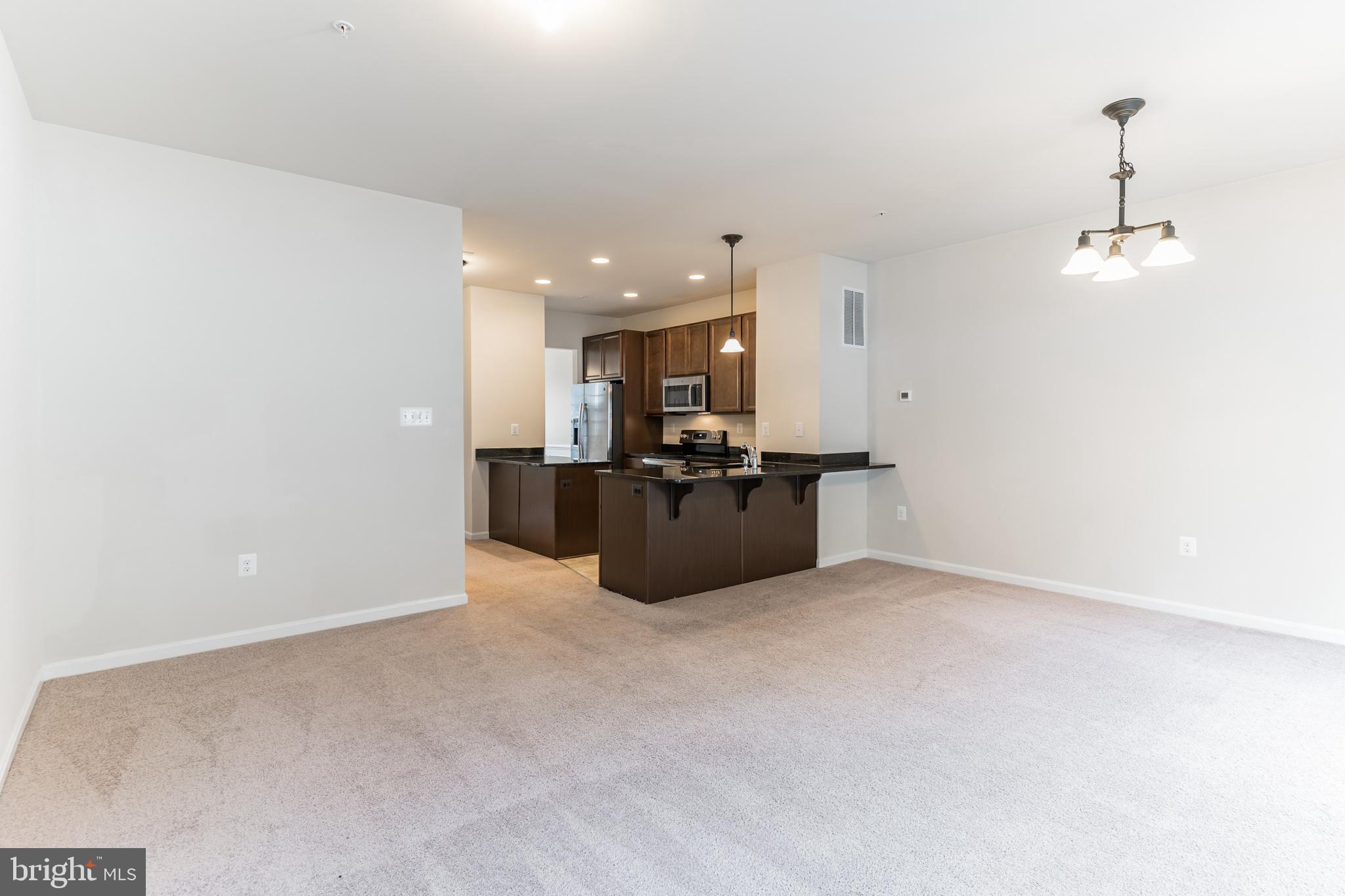 ELIZABETH HILLS - Residential