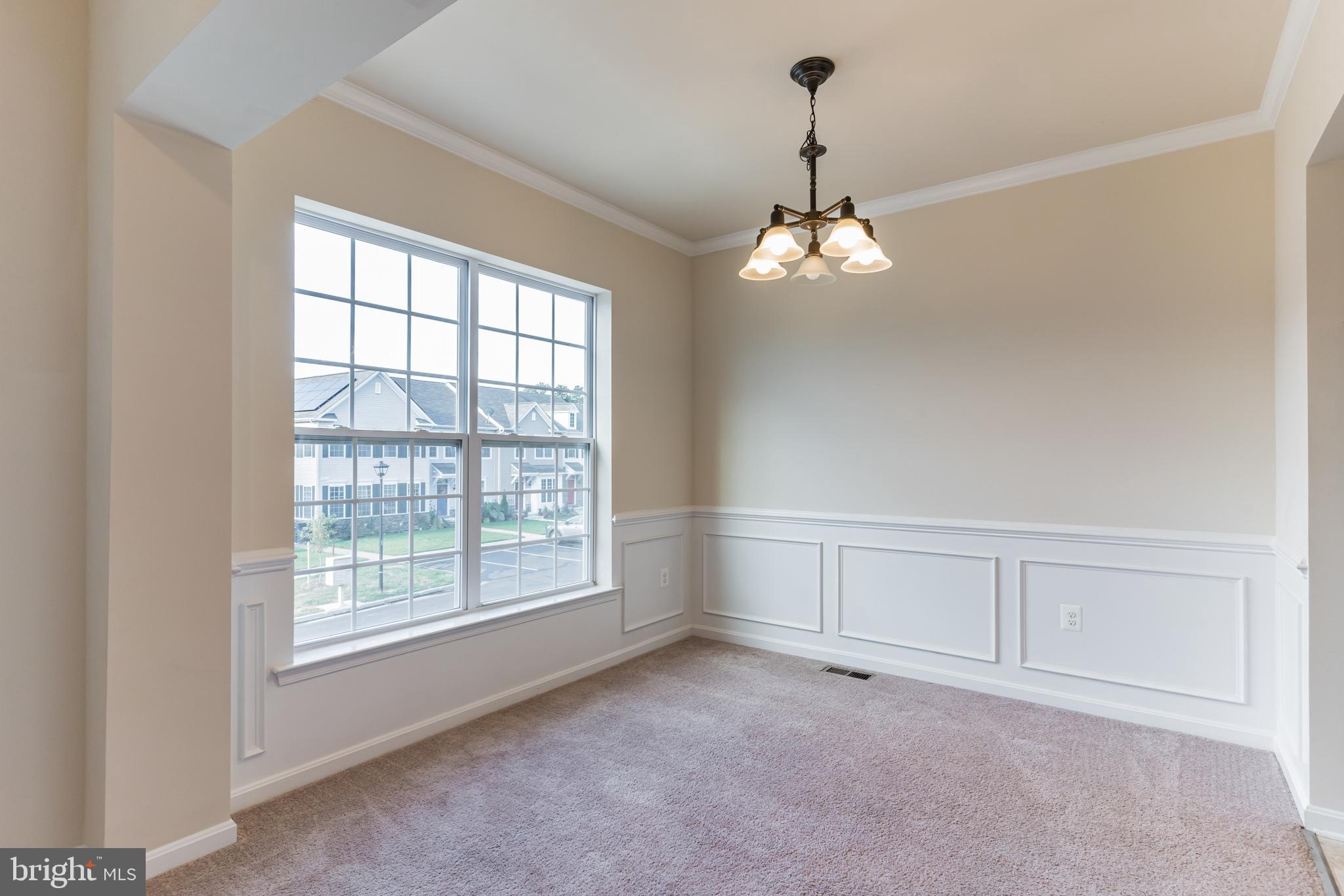 ELIZABETH HILLS - Residential