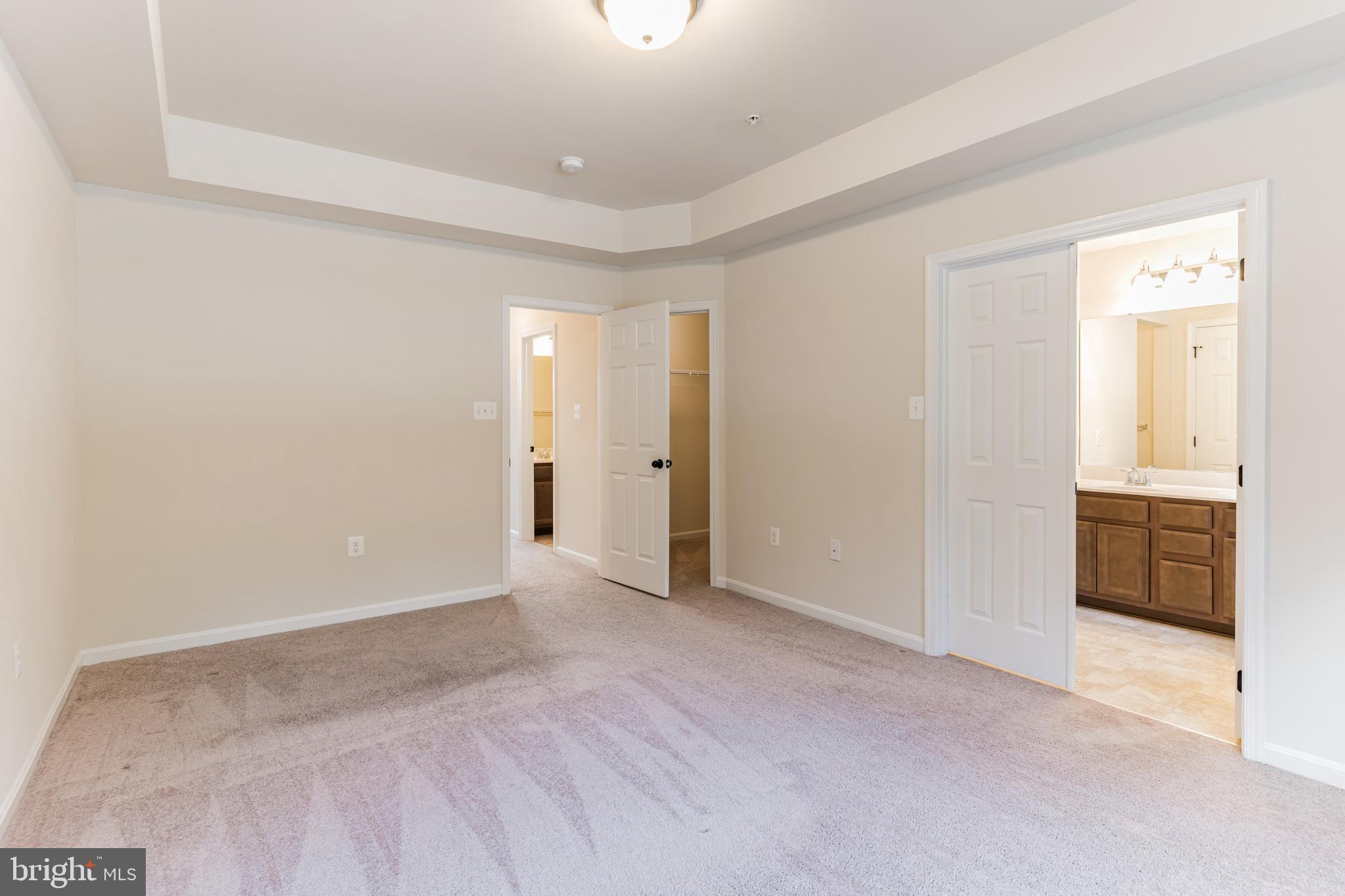 ELIZABETH HILLS - Residential