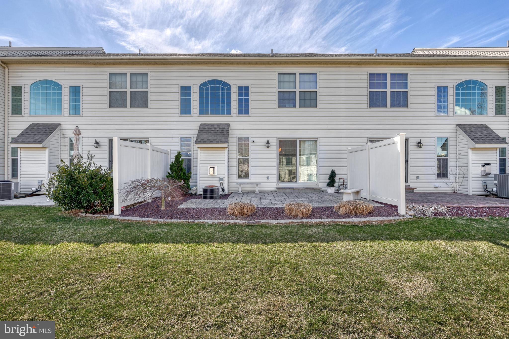 WINDING HILLS - Residential