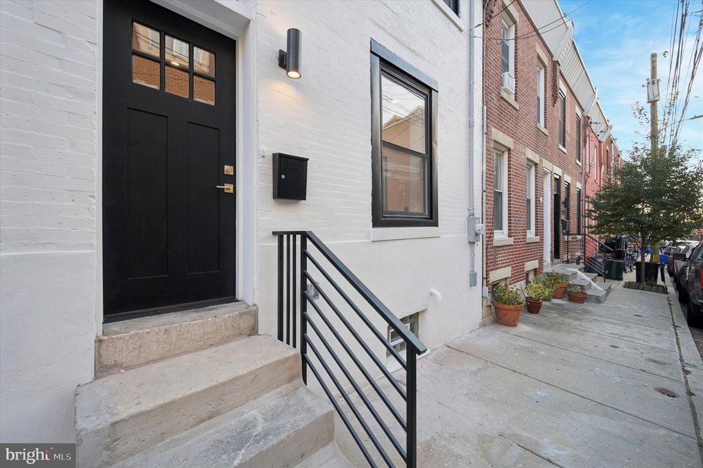 Photo of 2600 Webster Street, PHILADELPHIA, PA 19146 (MLS # PAPH2555886)
