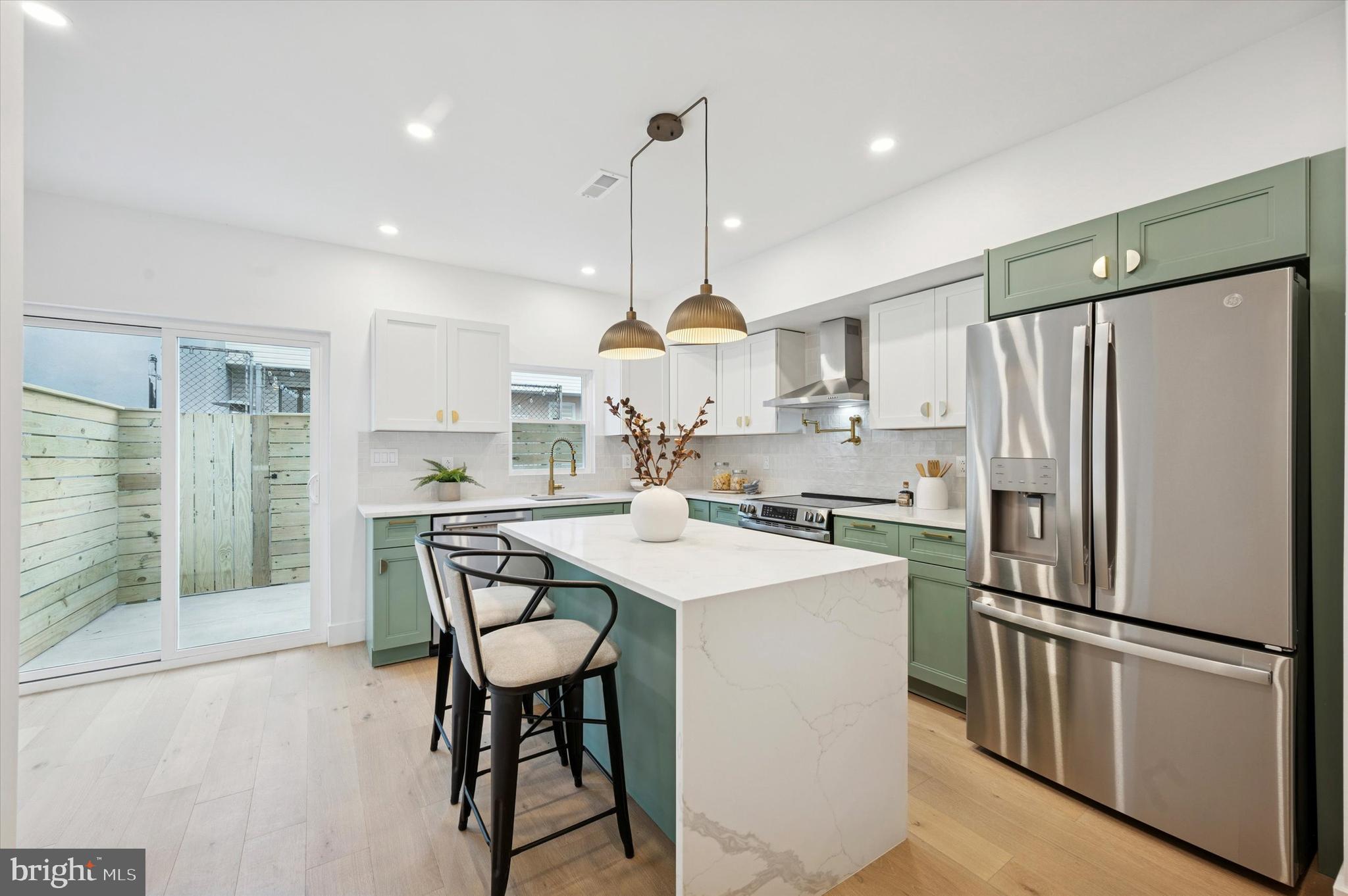 GRADUATE HOSPITAL - Residential