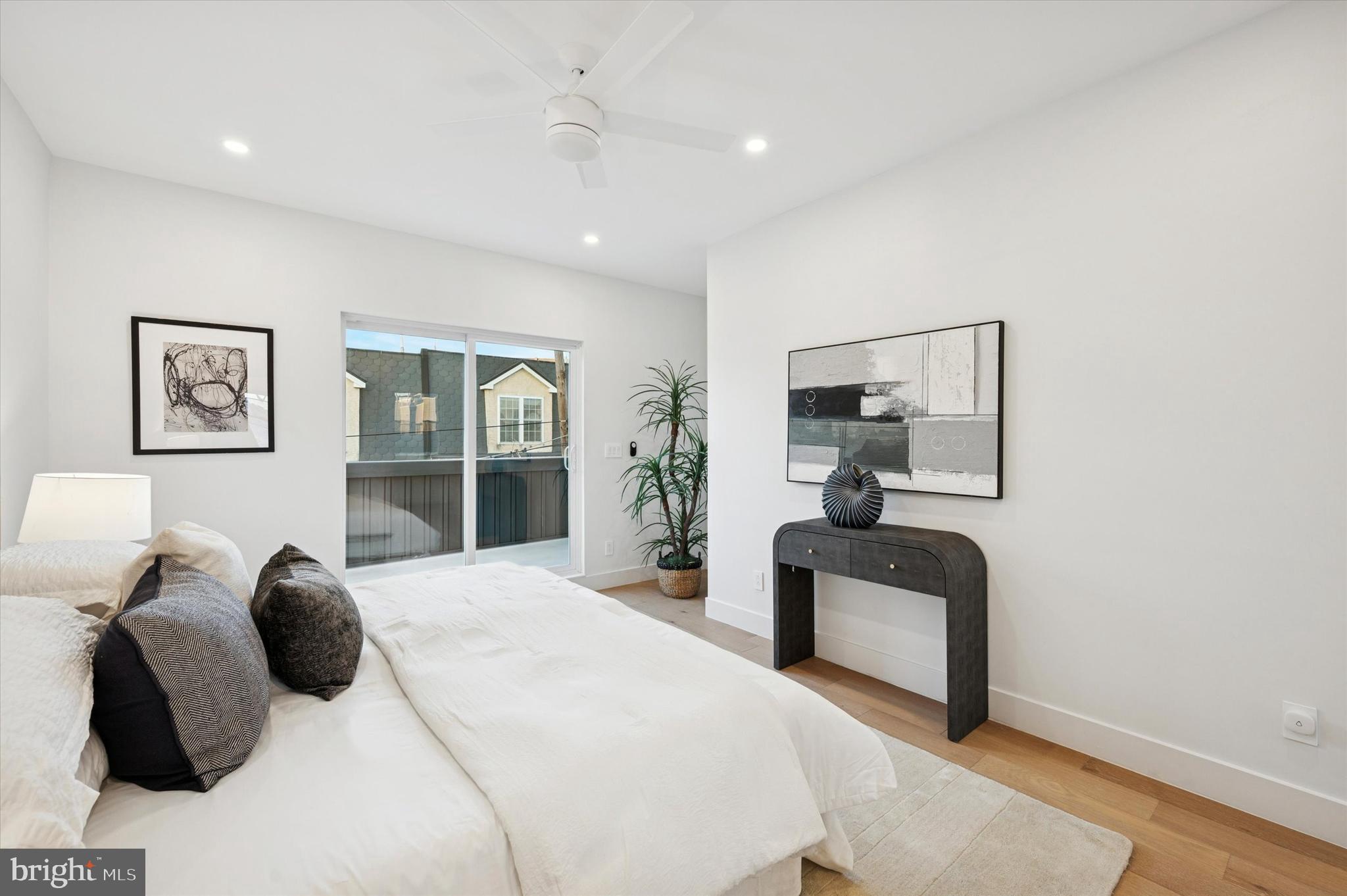 GRADUATE HOSPITAL - Residential