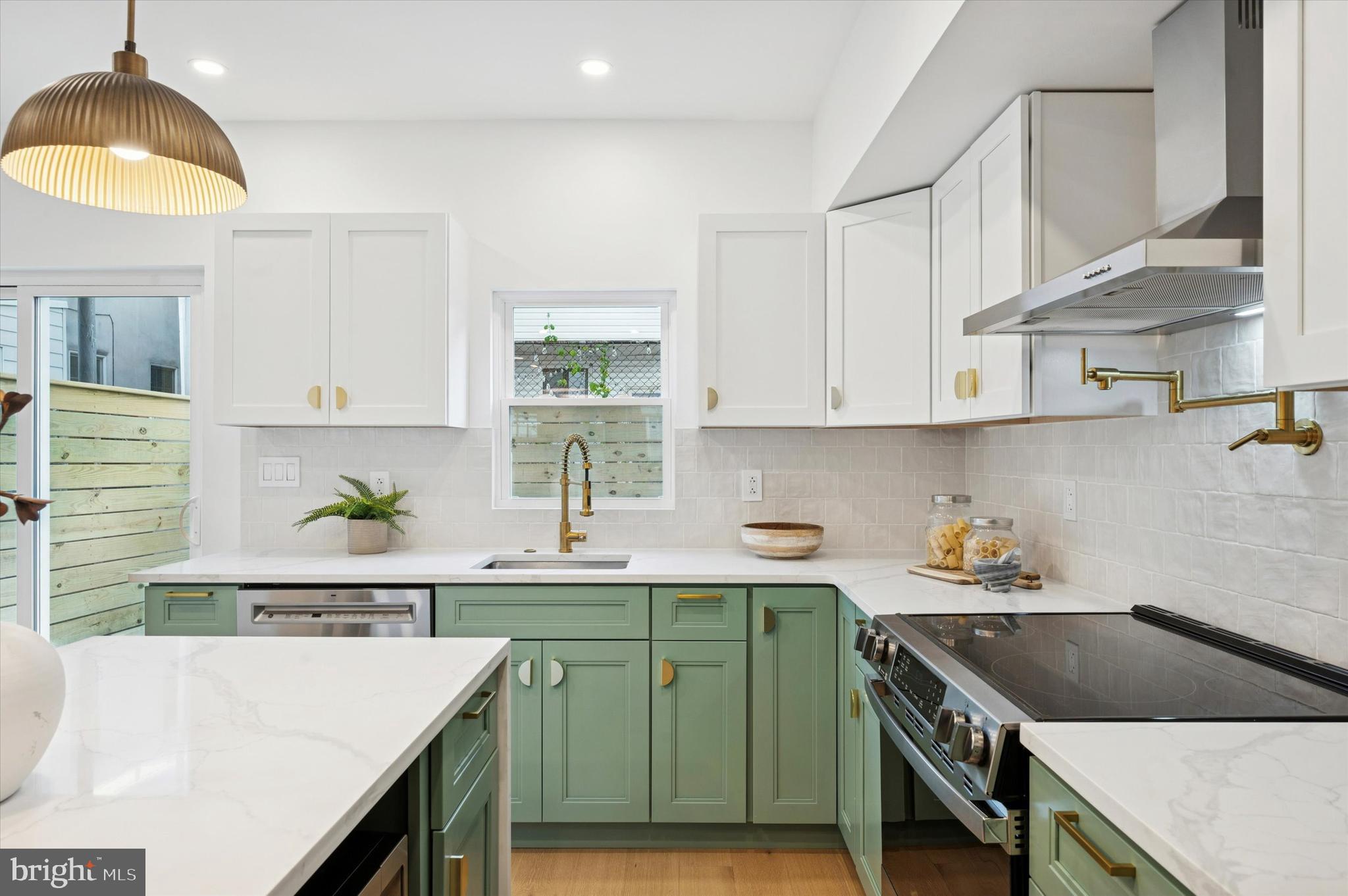 GRADUATE HOSPITAL - Residential