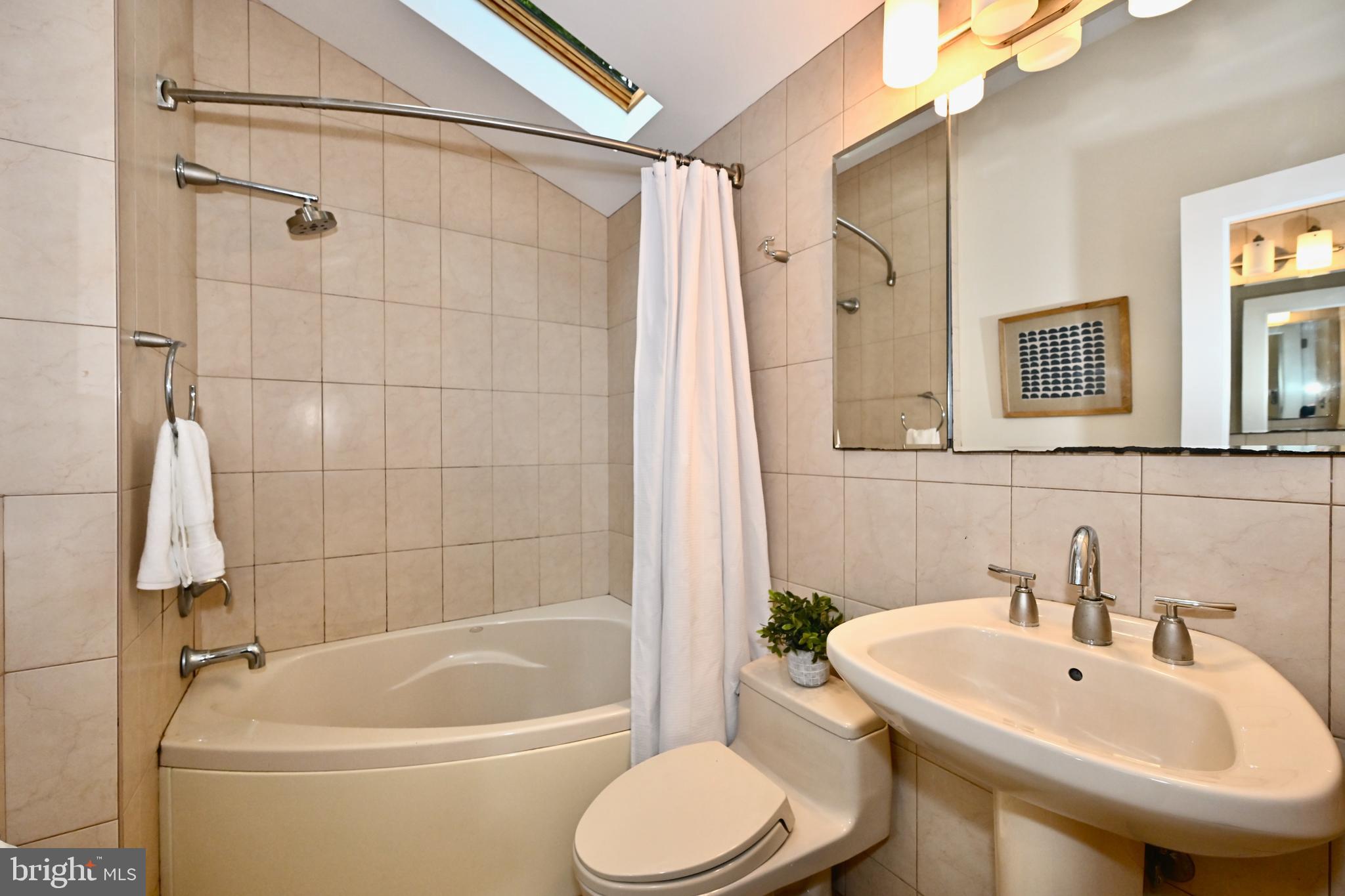 GLEN ECHO HEIGHTS - Residential