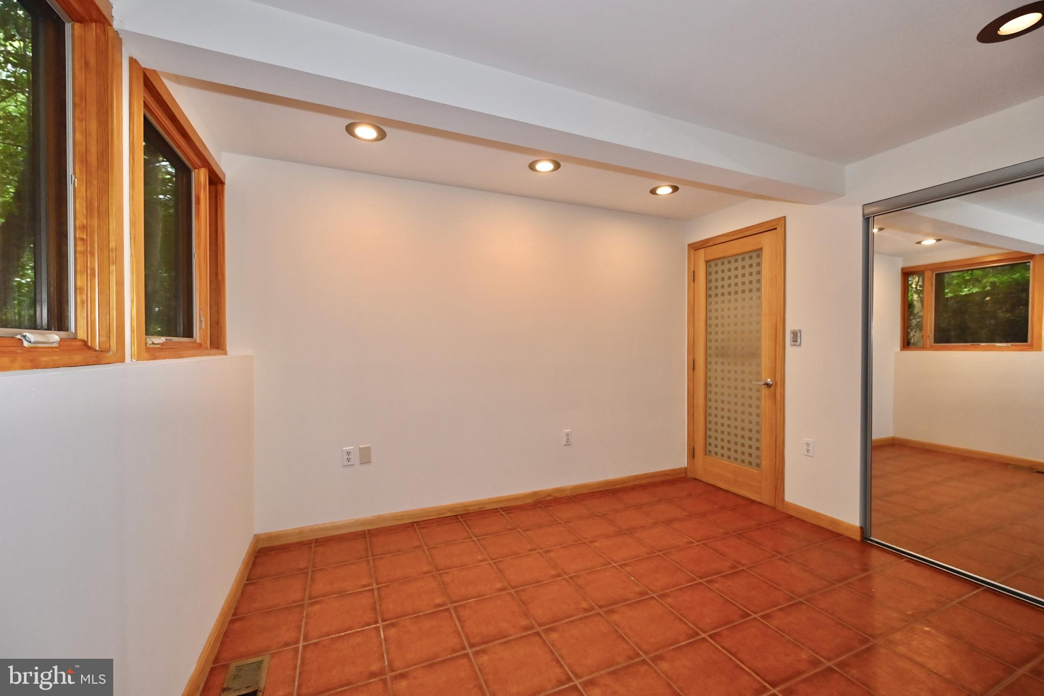 GLEN ECHO HEIGHTS - Residential