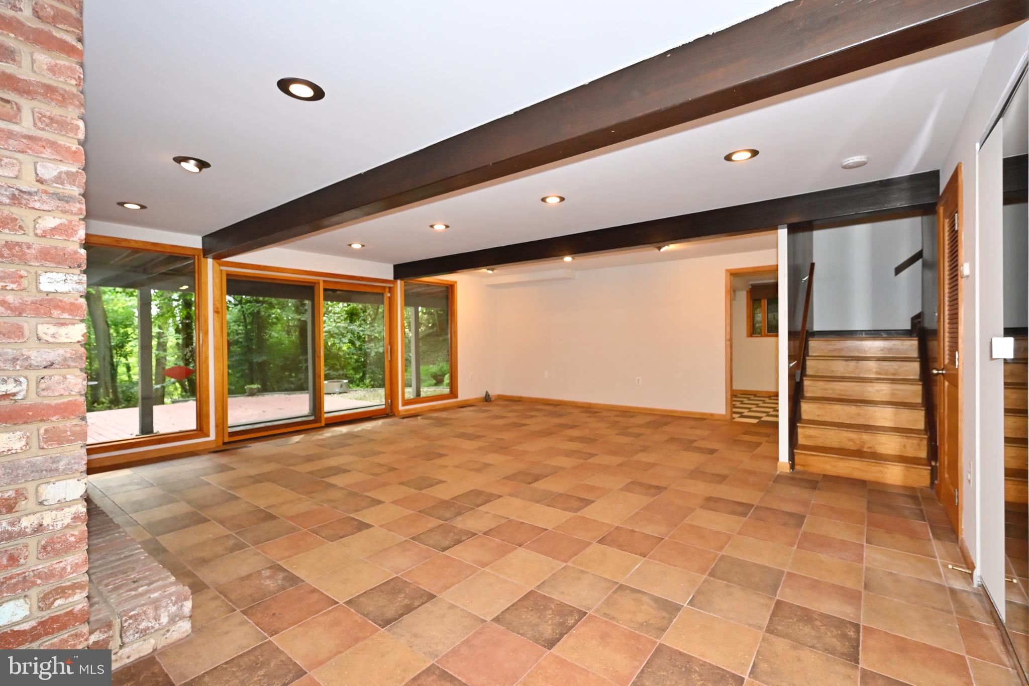 GLEN ECHO HEIGHTS - Residential