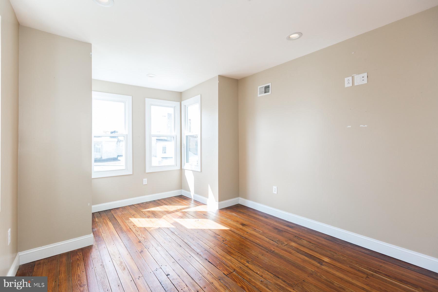 FISHTOWN - Residential Lease