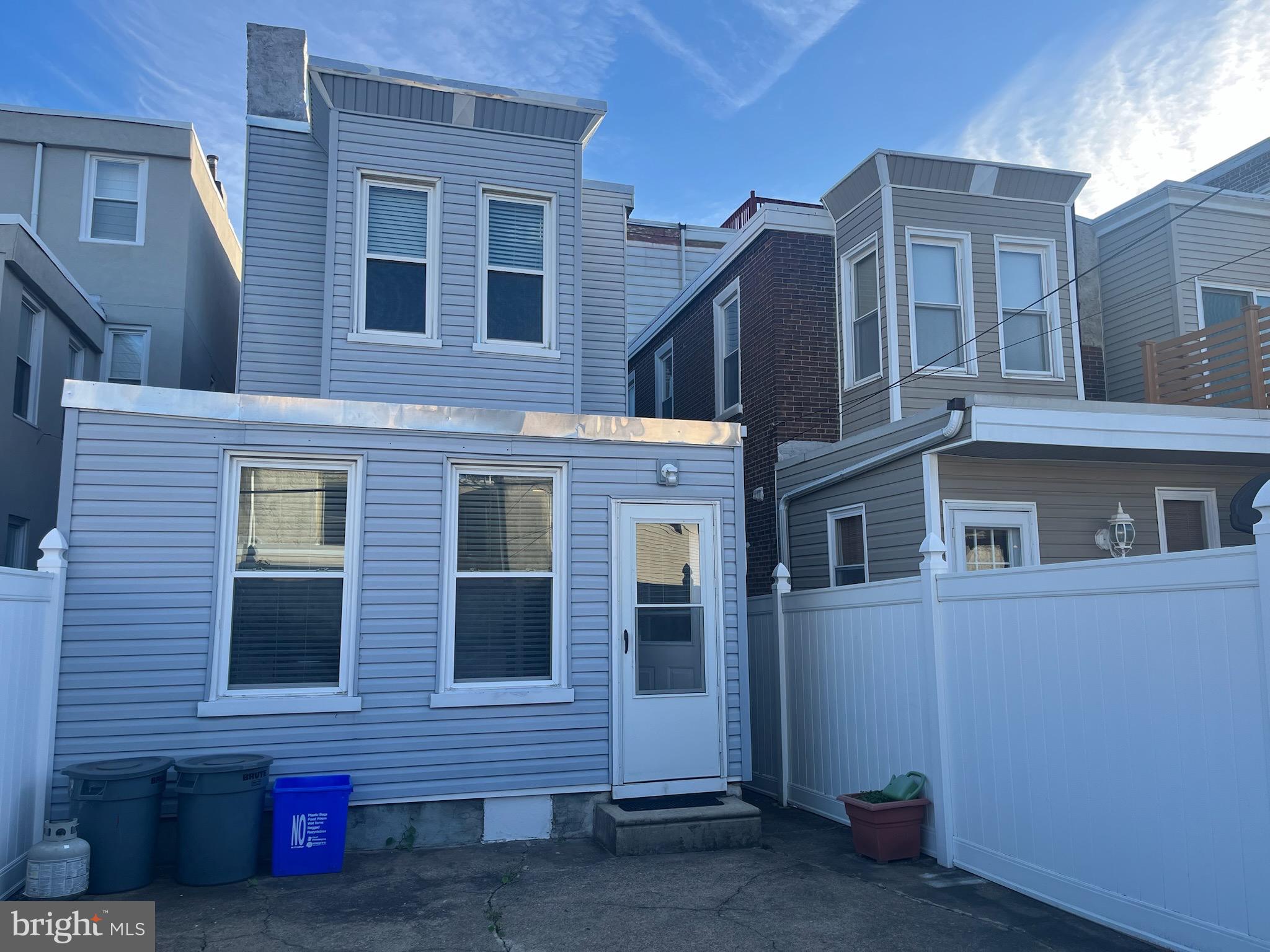FISHTOWN - Residential Lease