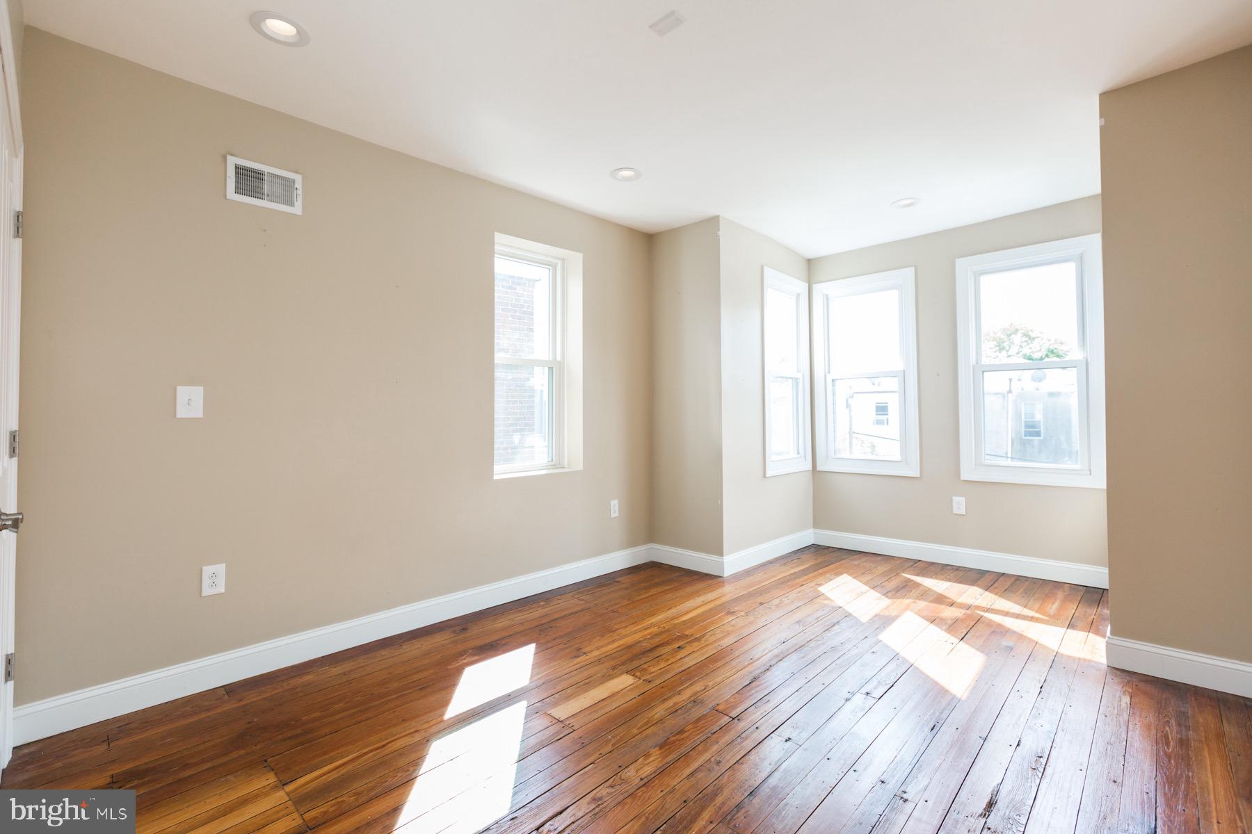 FISHTOWN - Residential Lease