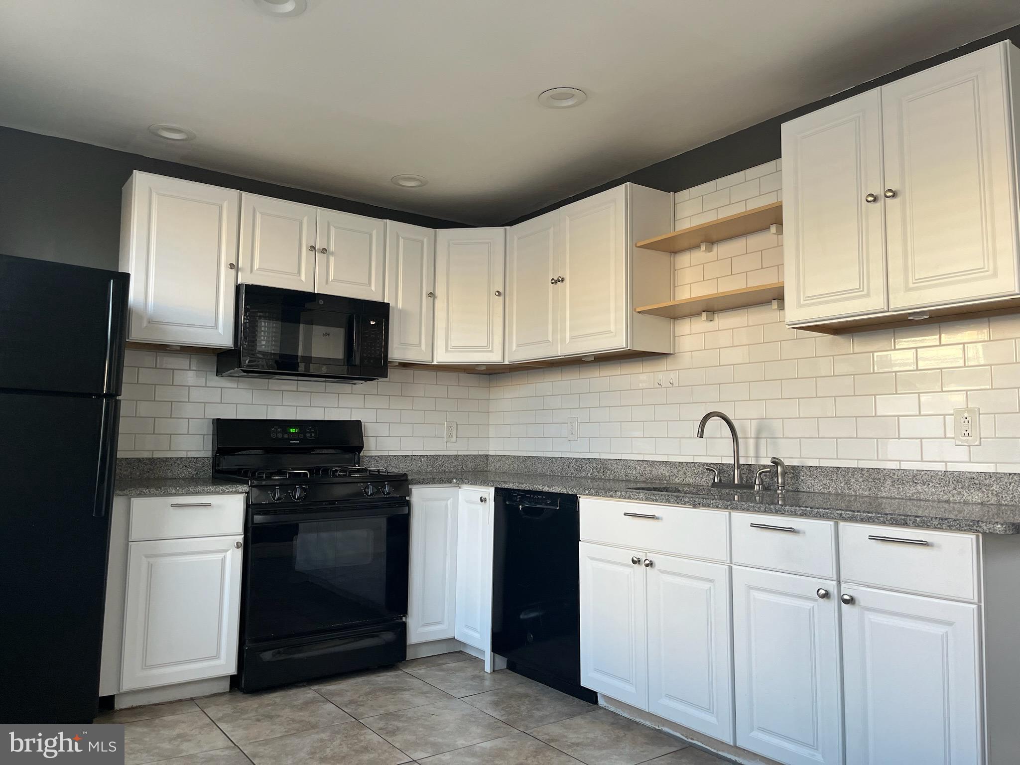 FISHTOWN - Residential Lease