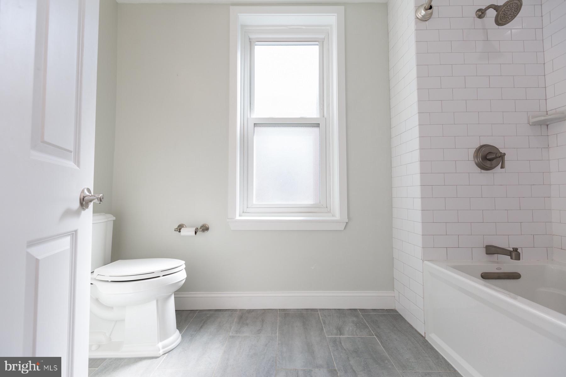 FISHTOWN - Residential Lease