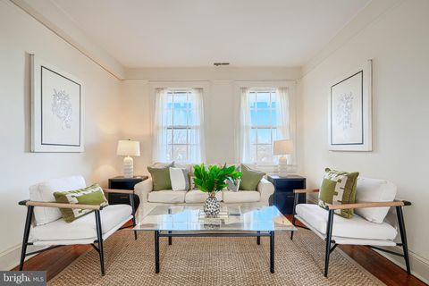 903 W UNIVERSITY PKWY 402 BALTIMORE MD 21210