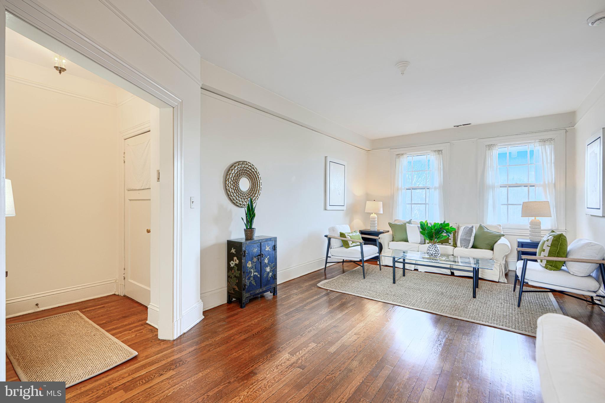 ROLAND PARK - Residential