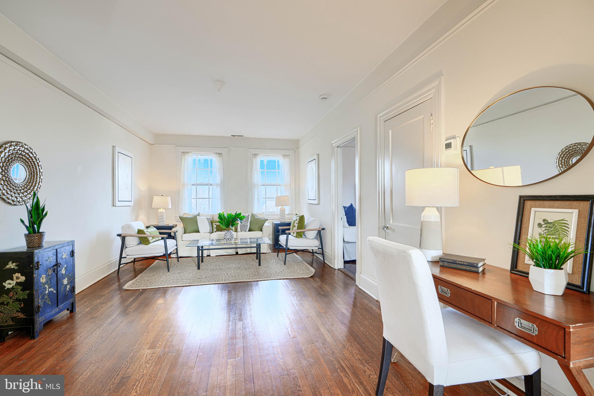 ROLAND PARK - Residential