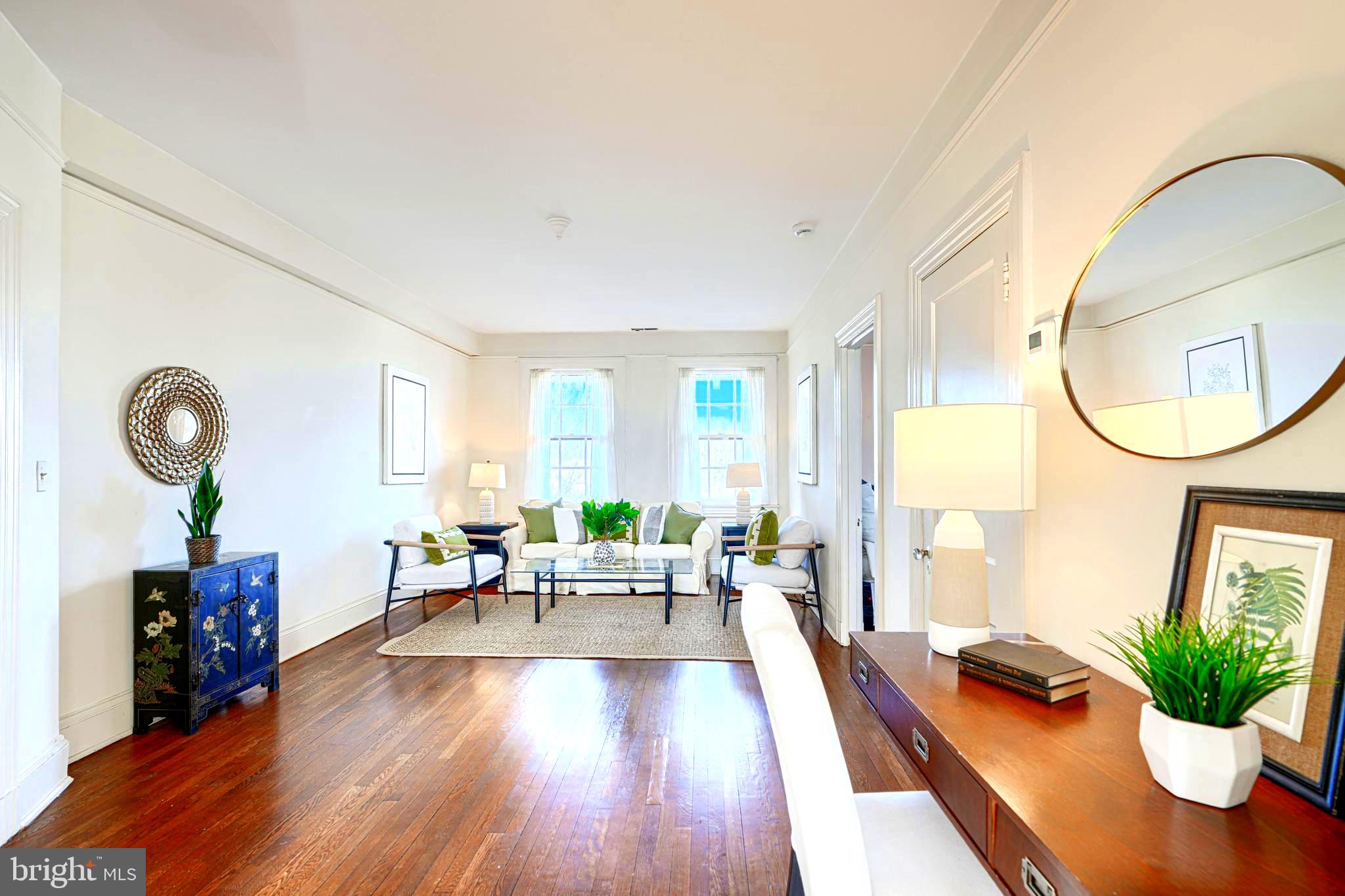 ROLAND PARK - Residential