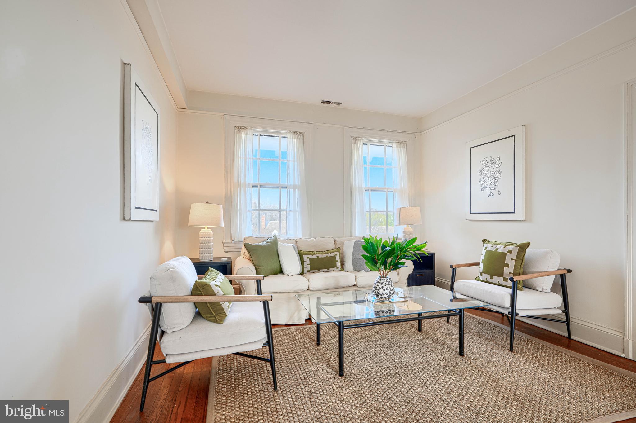 ROLAND PARK - Residential