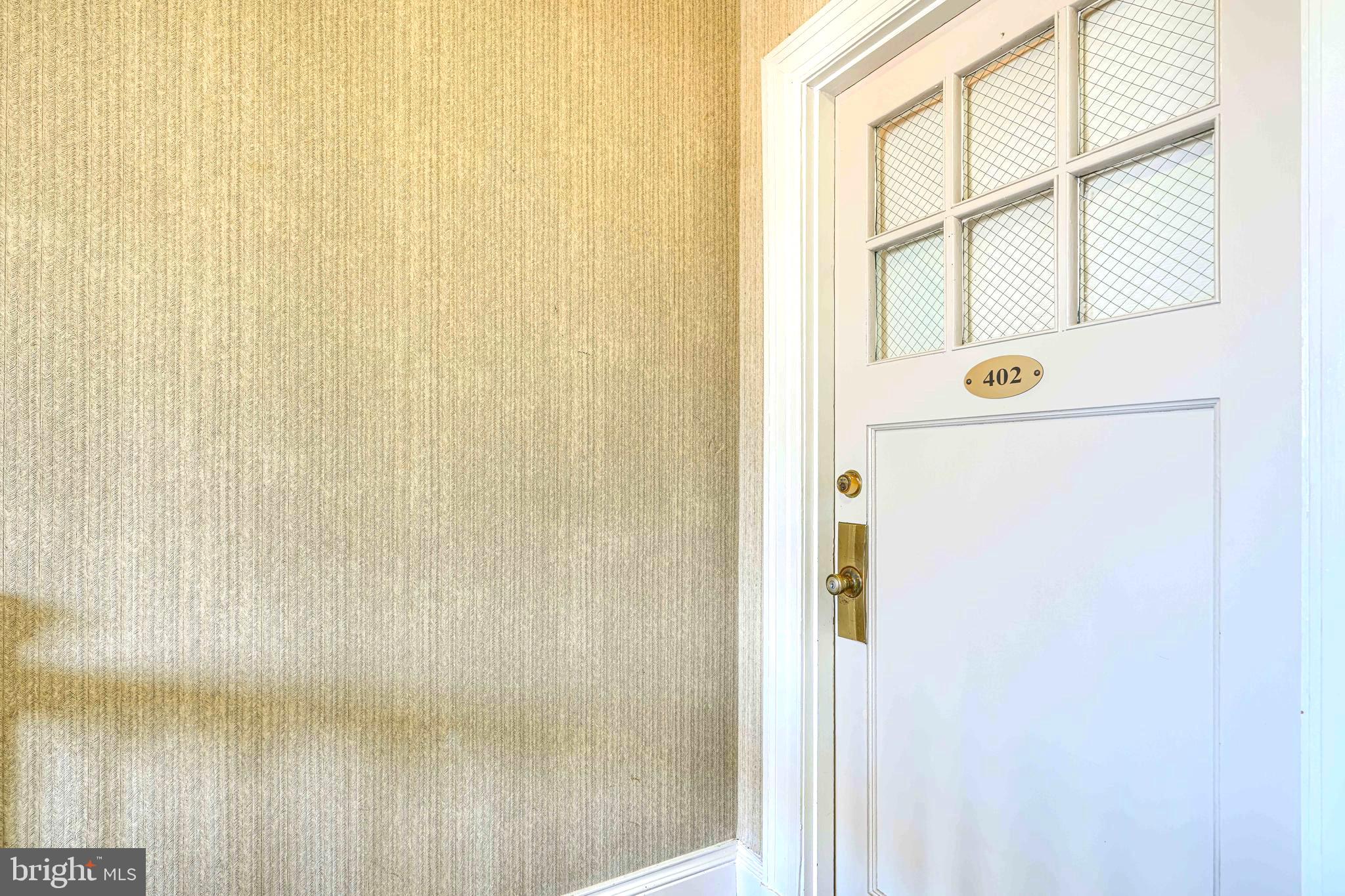 ROLAND PARK - Residential