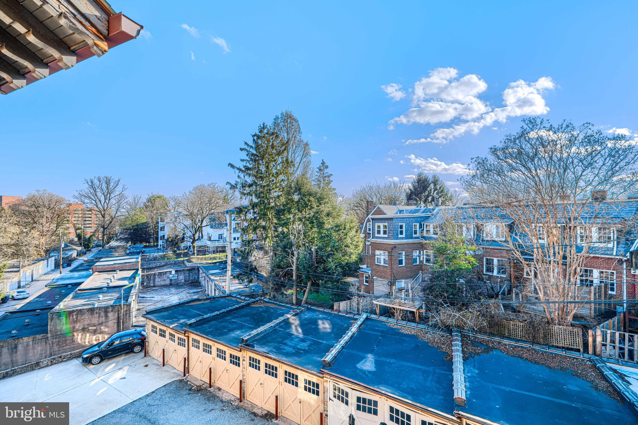 ROLAND PARK - Residential