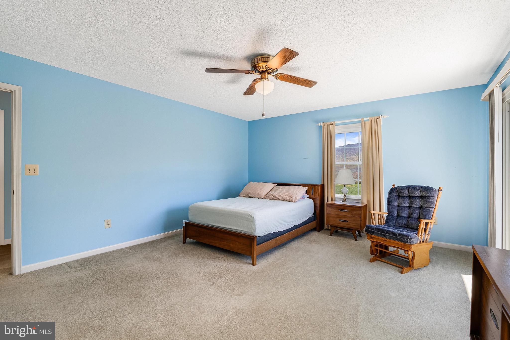 FAIRWAY VIEW ESTATES - Residential