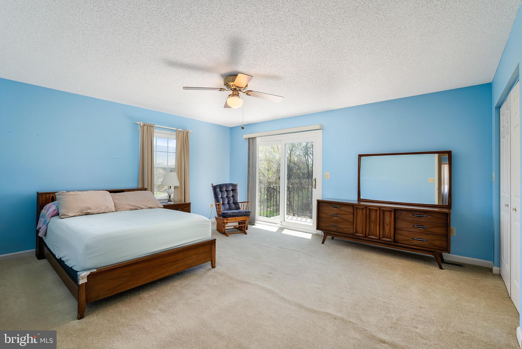 FAIRWAY VIEW ESTATES - Residential