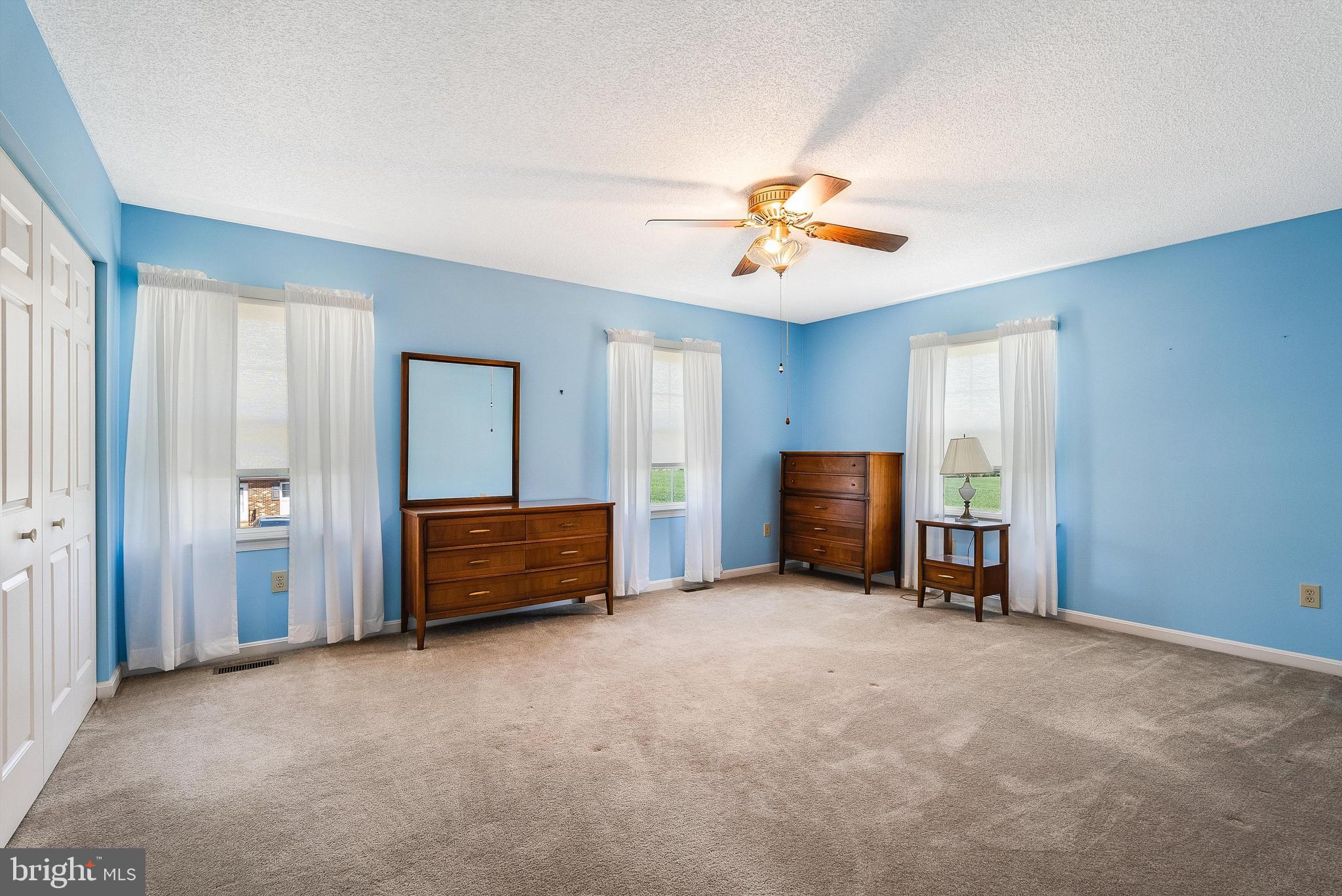 FAIRWAY VIEW ESTATES - Residential