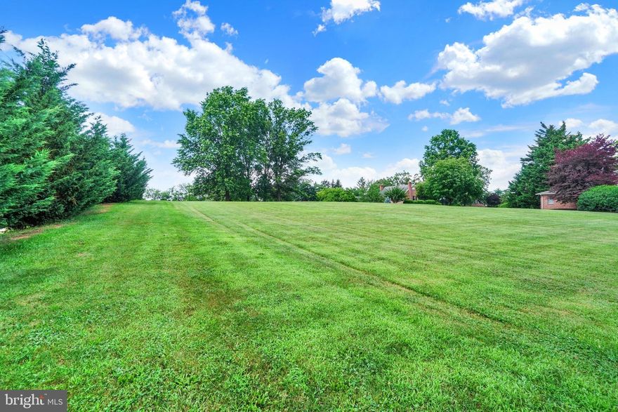Level building lot next to Wallace Elementary School.  All public utilities, ready to build your future home.