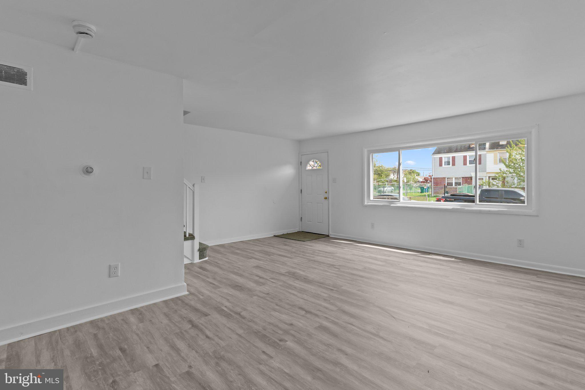 BLOOMSDALE GDNS - Residential