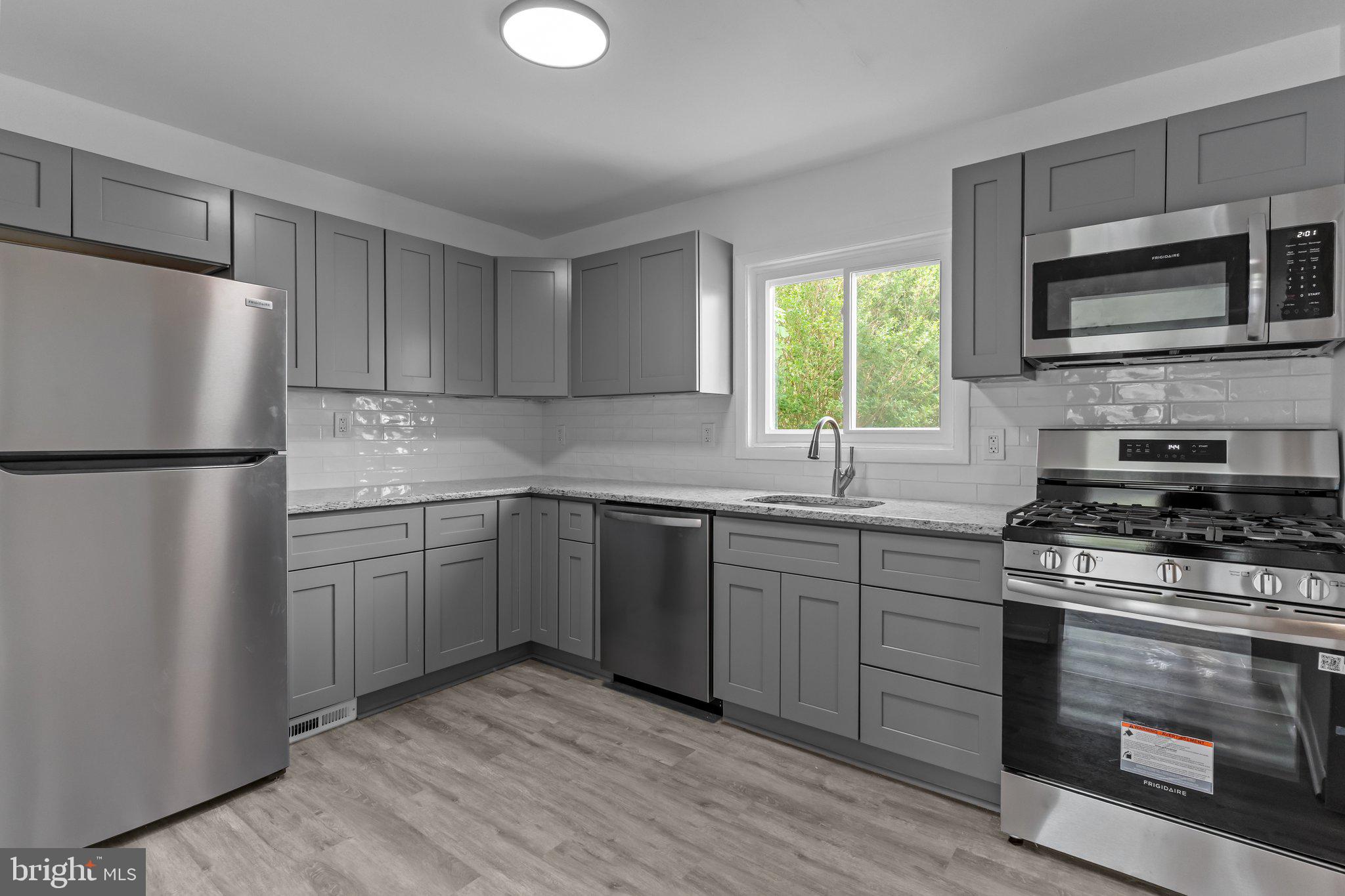 BLOOMSDALE GDNS - Residential